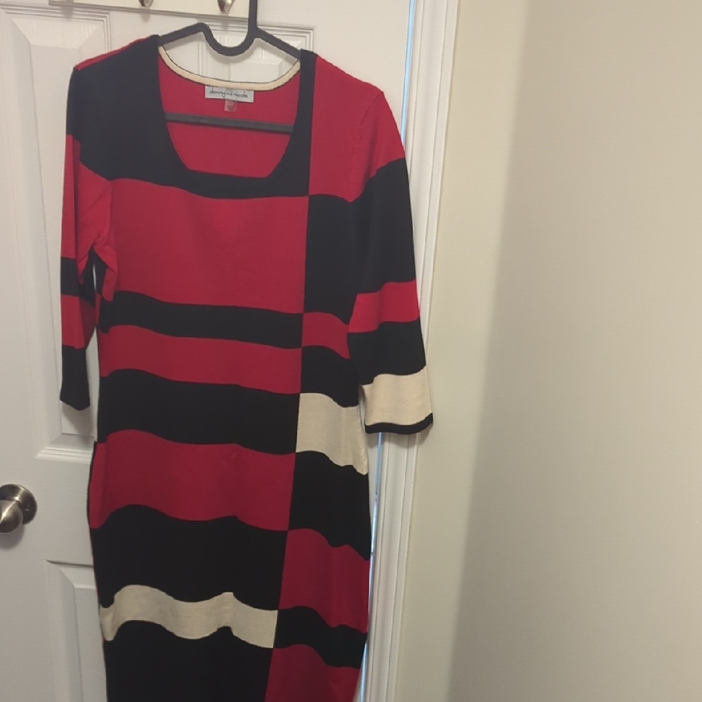 Red and Black Sweater Dress 3/4 Sleeve Scoop Neck